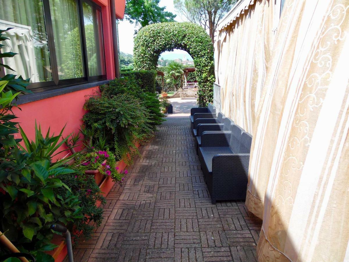 Al Borgo Acomodação com café da manhã Lucca Exterior foto